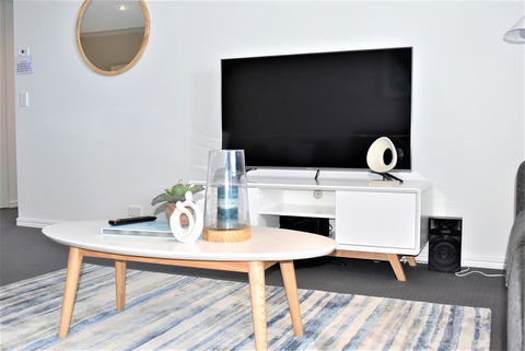 Gold Coast Private Apartments - H Residences, Surfers Paradise - Hotels Melbourne 14