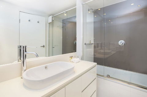 Gold Coast Private Apartments - H Residences, Surfers Paradise - Hotels Melbourne 31