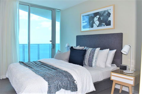 Gold Coast Private Apartments - H Residences, Surfers Paradise - Hotels Melbourne 5