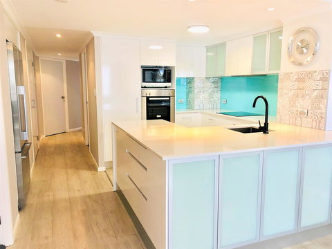 Kirra Beach Apartments - Hotels Melbourne 1