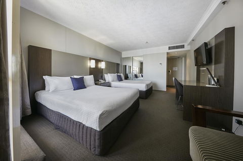Novotel Surfers Paradise - Hotels Melbourne 11