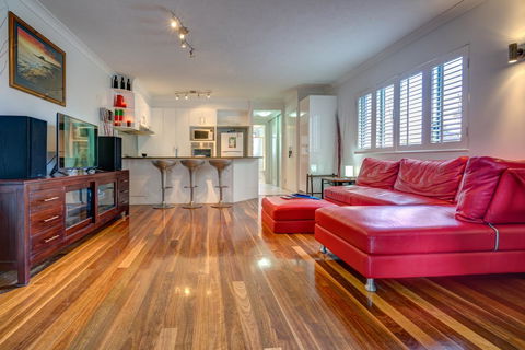Currumbin Sands On The Beach - Hotels Melbourne 20