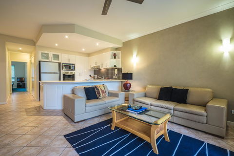 Currumbin Sands On The Beach - Hotels Melbourne 19