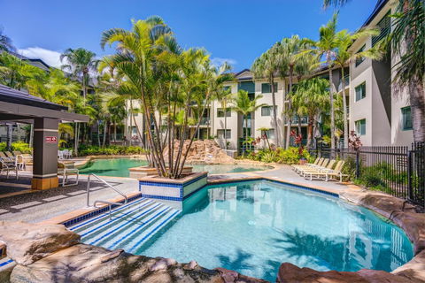Currumbin Sands On The Beach - Hotels Melbourne 5