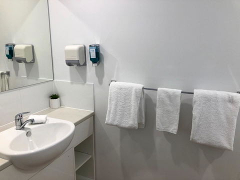 Anchor Motel Noosa - Hotels Melbourne 24