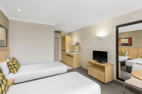 Mercure Brisbane Garden City - Hotels Melbourne 7