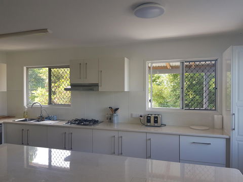 Highland House - Hotels Melbourne 17