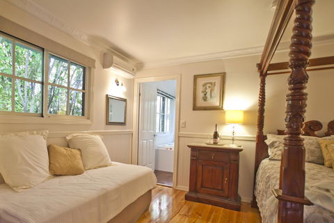 Curtis Falls Cottage - Hotels Melbourne 20