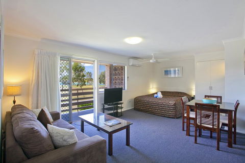 Regency Waterfront Noosa - Hotels Melbourne 0