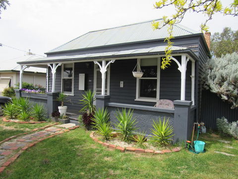 Welcome Stranger Cottage - Hotels Melbourne 0