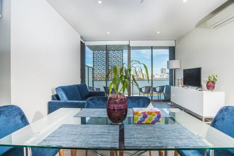 Wentworth Point 2Beds1Study2Bath Brand New APT - Hotels Melbourne 2
