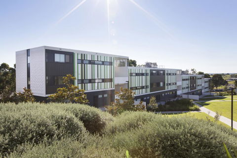 Western Sydney University Village - Campbelltown - Hotels Melbourne 2