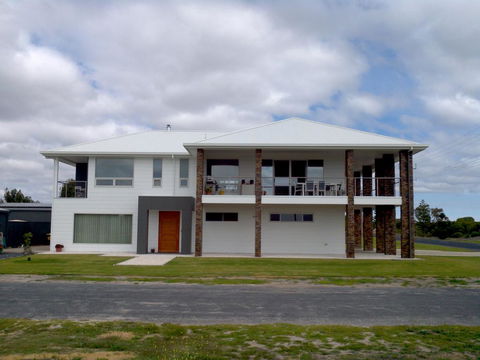 White Caps B&B Apartment - Hotels Melbourne 1