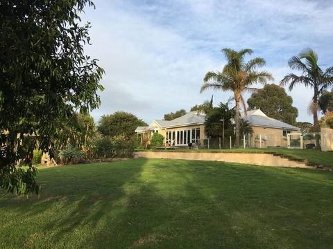 Wonderland Hobby Farm - Hotels Melbourne 0