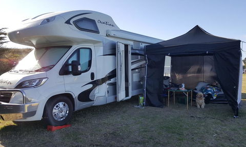 Wonky Stables Holiday Park - Hotels Melbourne 1