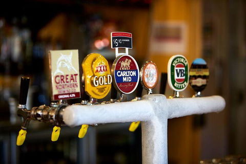 Yandina Hotel - Hotels Melbourne 2