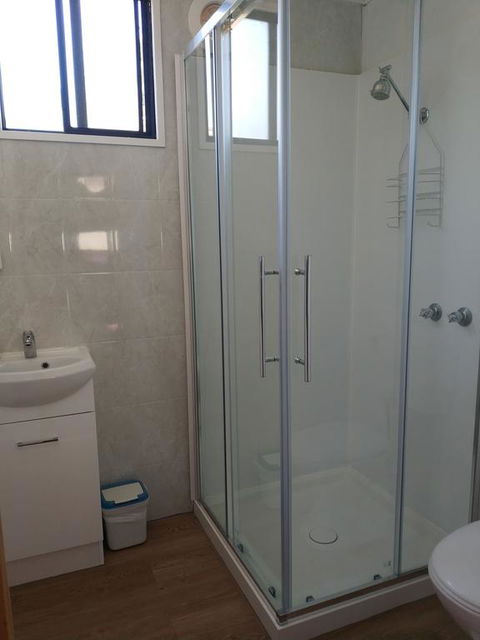 Zeehan Bush Camp - Hotels Melbourne 3