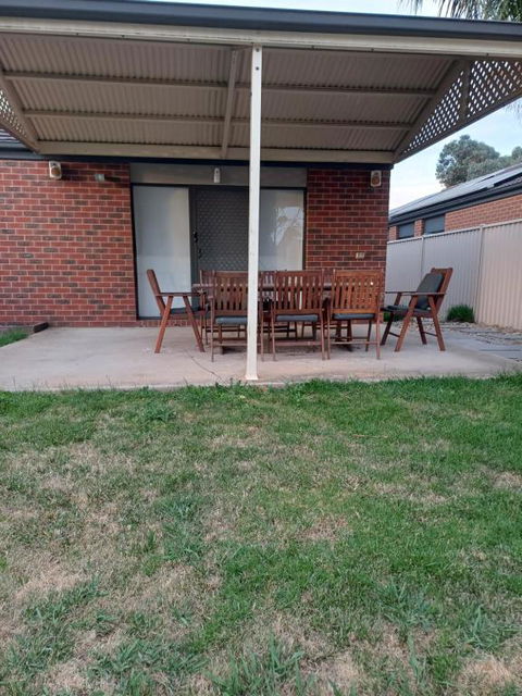 A Beautiful And Spacious Home. - Hotels Melbourne 2