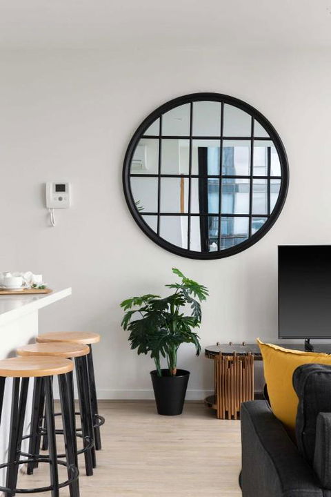 A Cozy 2BR Apt With Panoramic Views FREE Parking - Hotels Melbourne 1