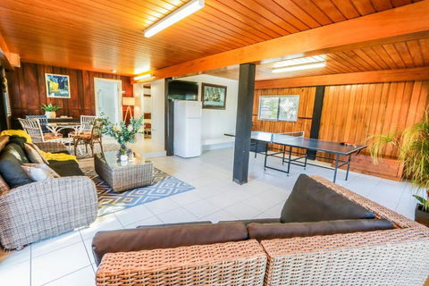 A Lure - A 2-minute Walk To Agnes Main Beach - Hotels Melbourne 2