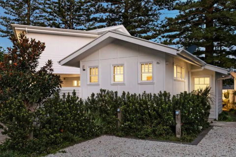 Absolute Beach Front House Panoramic Views - Hotels Melbourne 2