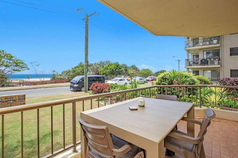 Absolute Beachfront Apartment! - Hotels Melbourne 0