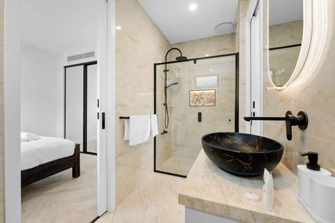 Absolutely Stunning Newly Built Burwood Townhouse - Hotels Melbourne 4