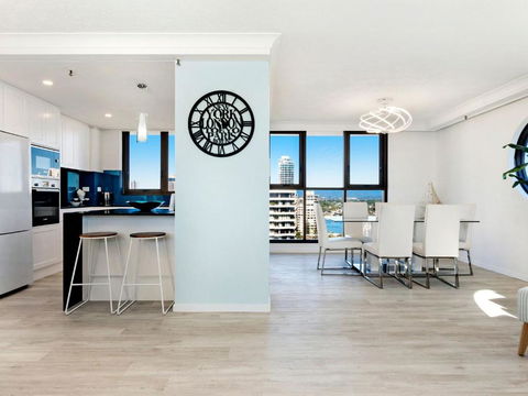 Acapulco 2 Bedroom Ocean View Surfers Paradise - CoastHM - Hotels Melbourne 2