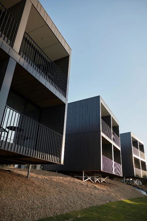 Accommodation @ Curlewis - Hotels Melbourne 2