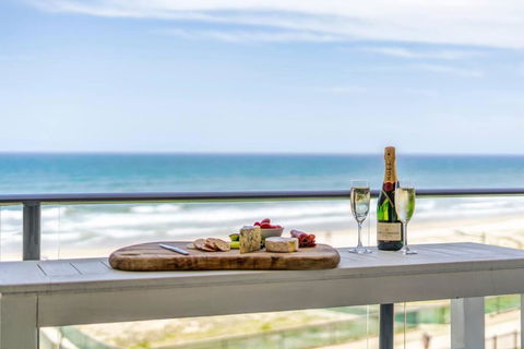 Absolute Beachfront Apartment 3B Pool Spa - Hotels Melbourne 3