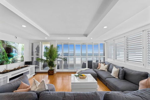 Absolute Beachfront Apartment 3B Pool Spa - Hotels Melbourne 2