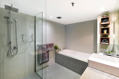 Absolute Beachfront Apartment 3B Pool Spa - Hotels Melbourne 1