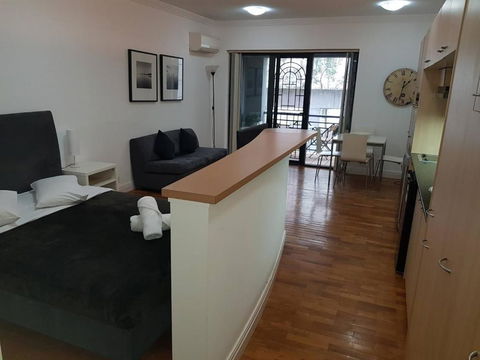 Accommodation Sydney Potts Point Pet Friendly Studio Apartment With Balcony - Hotels Melbourne 0