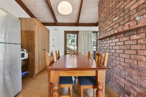 Aireys 15 - Hotels Melbourne 4