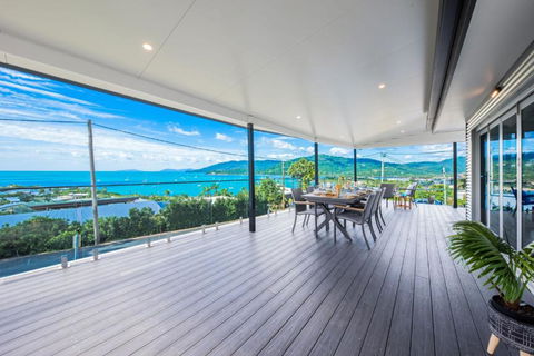 Airlie Blue On Blue - Hotels Melbourne 2