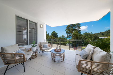 Airlie Sea View - Tropical Vibes Whitsundays - Hotels Melbourne 4
