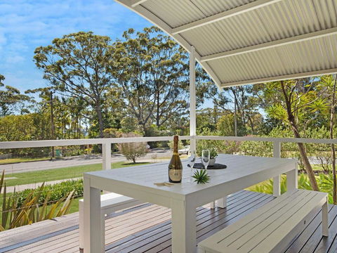 Akarana Beach House By Jervis Bay Rentals - Hotels Melbourne 1