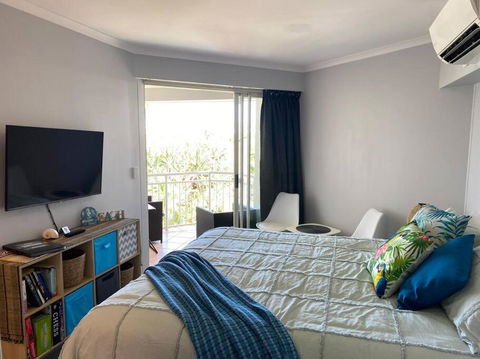 Alex Heads Beachfront Resort King Bed Studio Room - Hotels Melbourne 4