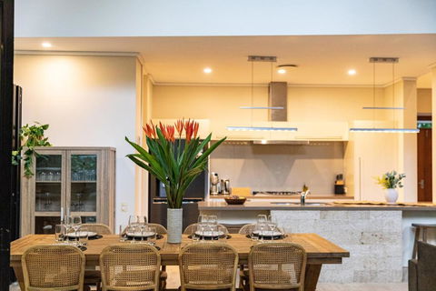 Amalfi - Port Douglas, Luxury In The Centre Of Town - Hotels Melbourne 3