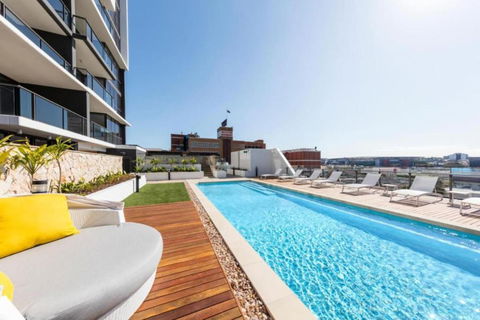 Amazing 2BR Delicate Apt, 1min To Train Station - Hotels Melbourne 0