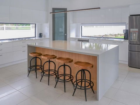 Amazing House Big Swimming Pool BBQ - Hotels Melbourne 4