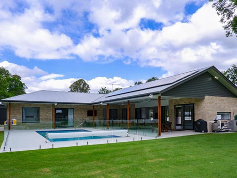 Amazing House Big Swimming Pool BBQ - Hotels Melbourne 0