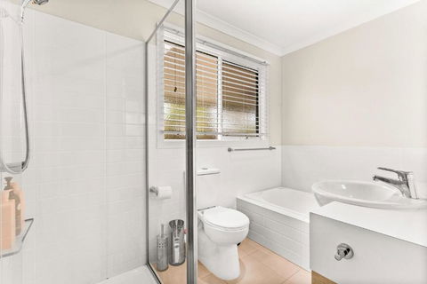 Amongst The Palms Inverloch - Hotels Melbourne 3