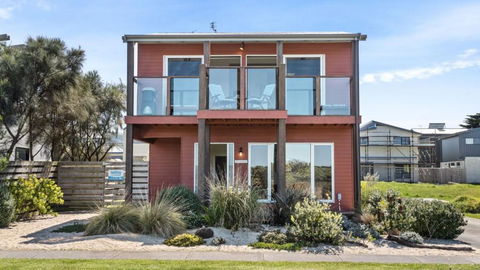 Anchorage - Hotels Melbourne 1