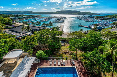 Allure On Hamilton Island By HIHA - Hotels Melbourne 1