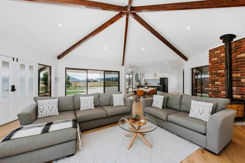 Anton Pavilion - Cheerful Country Solace In Mudgee - Hotels Melbourne 0