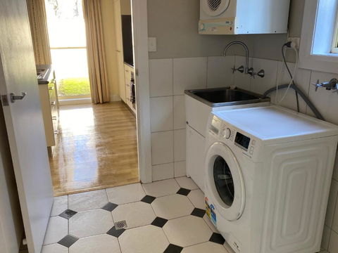 Apartment 144 Mount Gambier - Hotels Melbourne 1