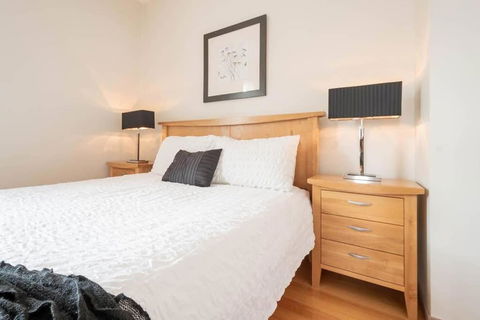 Apartment In The Heart Of The Launceston CBD - Hotels Melbourne 3