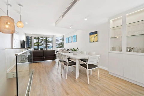 Aqua Blu - Prized Position - Hotels Melbourne 2