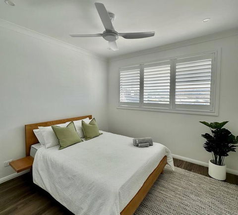 Aquila Beach Retreat - Hotels Melbourne 3